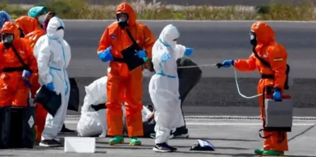 e1bcfcb0 4c5b 11f1 a41c 91073f0dac7c.jpg 640x318 - Spain starts evacuating virus-hit cruise ship in Tenerife